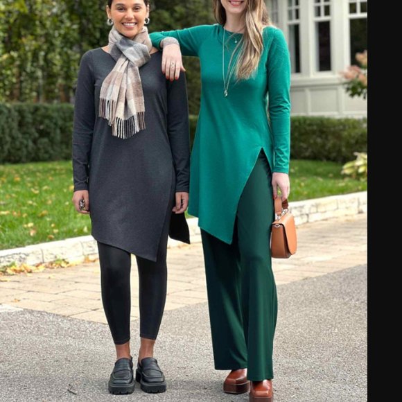 Miik Size XS Square Neck, Tunic with side slit colour Bordeaux - Picture 9 of 13